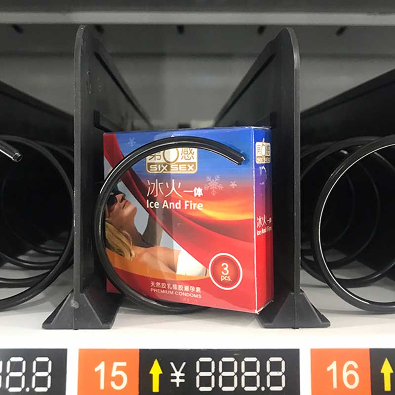 SIX SEX   Ice and fire condom  Pack of  three